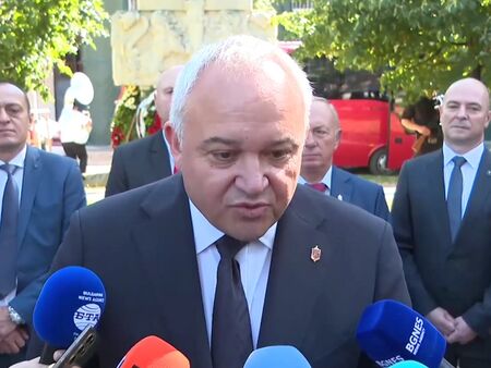 Демерджиев обяви война на корупцията в МВР: Говори за тайни SMS-и, проверки на полети и „интересни факти“ за Десислава Атанасова