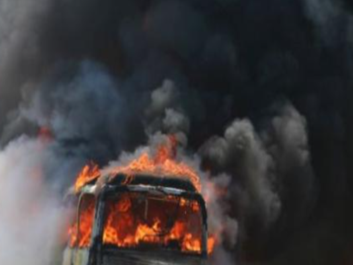 Стоим на магистралата и никой не ни казва какво ще