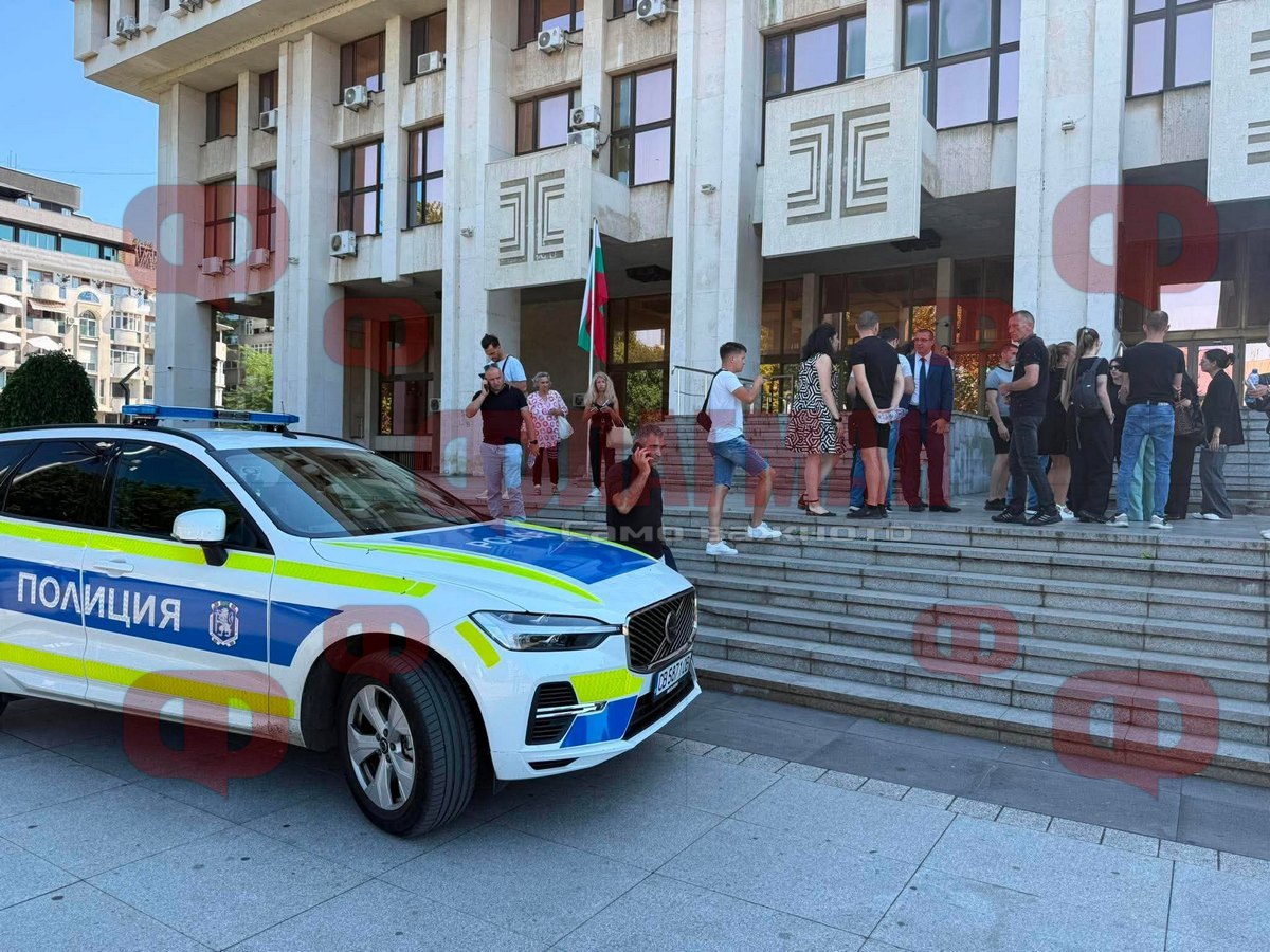 Това гласи стряскащото съобщение което за втори пореден ден държи