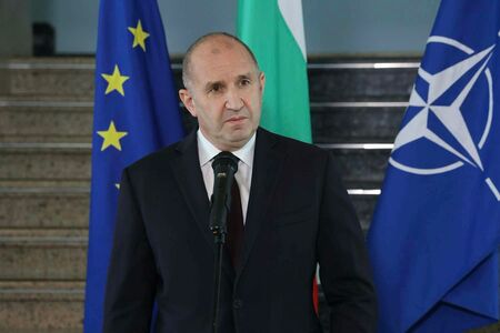Радев на срещата на НАТО в Турция: България подкрепя Украйна, но при едно условие