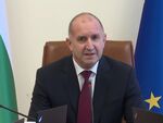 Радев обвини предишните управления, че са поели дългосрочни ангажименти към Киев, но са оставили огромен бюджетен дефицит