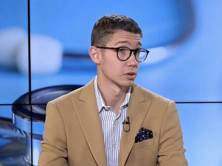 Мартин Атанасов отвърна на атаките: Диагноза България не е политически проект