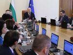 Радев за отсъствието от Коалицията на желаещите: В Париж бяхме за Макрон, не за неформални срещи