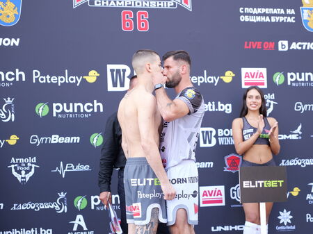 Бургас влезе в боен режим: Звездите на MAX FIGHT 66 минаха кантара
