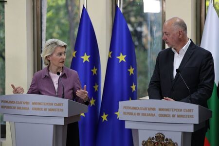 ЕК към България: Няма напредък по ВСС, корупцията по върховете и законодателния процес