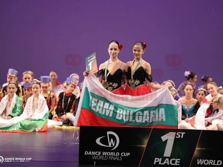Злато за грации от Бургас: Балетните таланти на НУМСИ покориха световната сцена в Дъблин