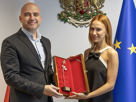 Мария Бакалова се включва в кампанията на Министерството на туризма за популяризиране на България