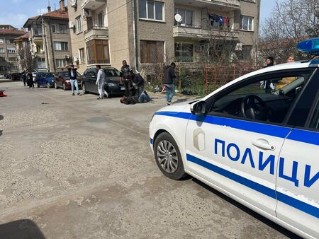 Кърваво меле с брадви в Средец прати четирима в болница, двама са с опасност за живота