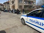 Полицията изяснява причината за сблъсъка и ролята на всеки един от десетките участници в мелето, двама са задържани