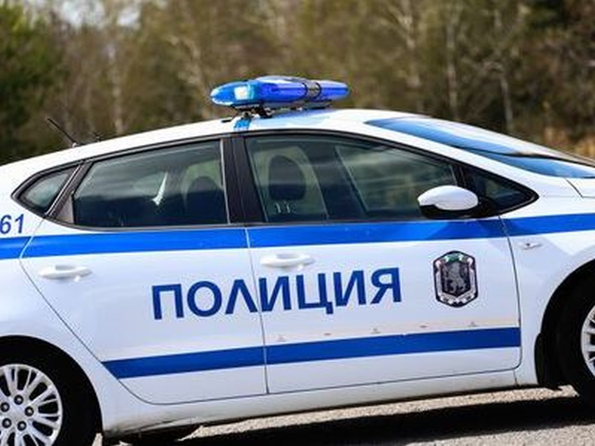 Полицаите тествали младия мъж след пътния инцидент и го задържали
