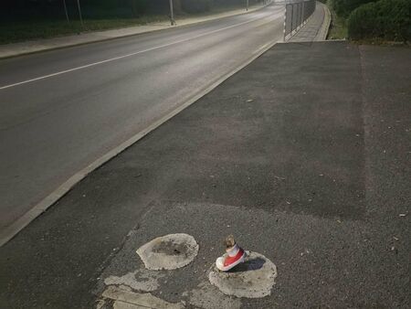 За шести път потрошиха детската фигура край пешеходна пътека в Бургас