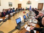 Румен Радев обвини прокуратурата, че блокира разследвания за крупна корупция