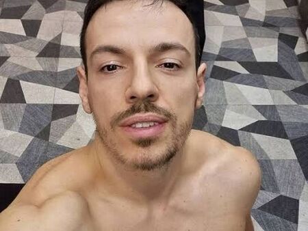 Нова любовна интрига около Дани Петканов: Магдалена Томова ли е жената до него?