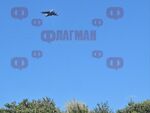 Тежкият транспортен самолет прелетя ниско над града, но задачата и операторът на конкретната машина не са обявени официално