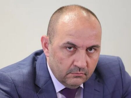 Лабораторията във “Факултета”: Фентанил, оръжия и крипто в големи суми