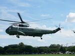 Опасно над Вашингтон: Marine One на Тръмп премина твърде близо до пътнически самолет