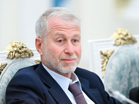 Как живее Роман Абрамович след Челси: Турция, суперяхти и край на футболните вечери