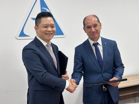 БДУ и Huawei подписаха меморандум за сътрудничество