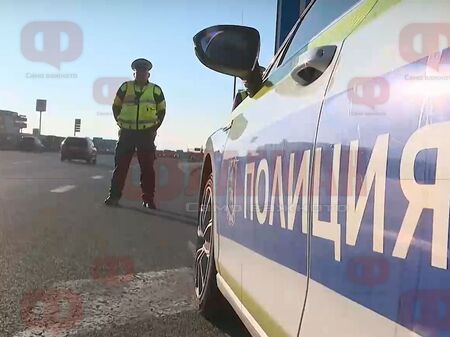 18-годишна обърна Ауди по таван край Русокастро, две млади жени пострадаха
