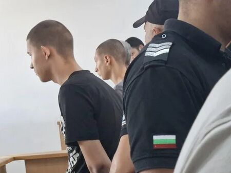 Майката на Ангел Рангелов след побоя над непалци: Живея в кошмар, тази компания е като секта