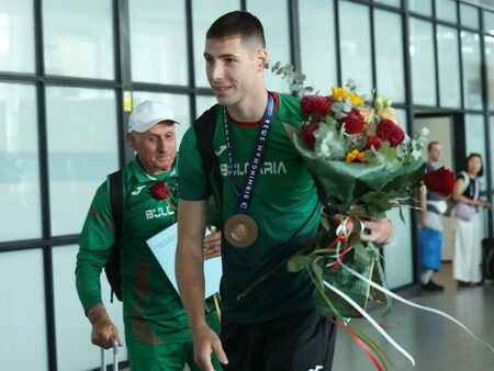 Бронзовият Божидар се прибра с медала: Най-сладко е, когато го вземеш в последния опит