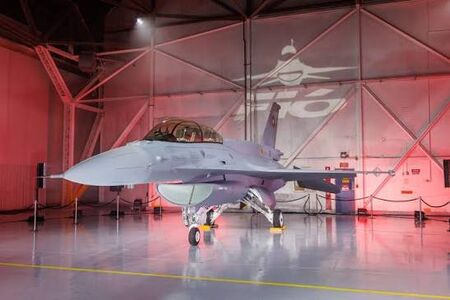 Вторите осем F-16 за България се забавят до 2030 г.