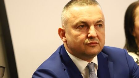 Рокада в ГЕРБ-Варна: Иван Портних вече не е областен координатор, Стоян Петков поема временно