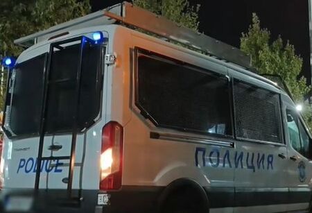 Акции в „Меден рудник“ и „Братя Миладинови“: Двама задържани с пико