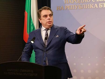 "Шоуто на Слави" отива в историята след 19 години на екран