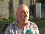 Говорителят на НАП-Бургас Христо Узунов поясни, че определението на съда е окончателно и не подлежи на обжалване, а за нападението над колегите му има досъдебно производство