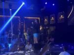 Инцидентът избухнал в разгара на купона, хората кашляли и не можели да дишат. Този кадър е направен минути преди саботажа