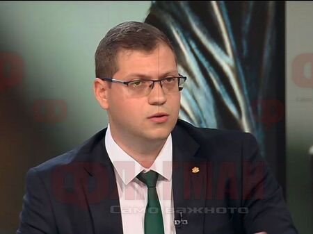 Димитър Петров: Държавата си връща контрола и пада чадърът над задкулисието