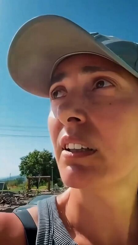 Новото видео от Струмяни: Гергана Петрова сама търси сблъсък с полицаите?