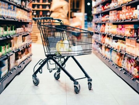 Гърция сваля цените на над 1660 стоки: Отстъпките стигат до 30%