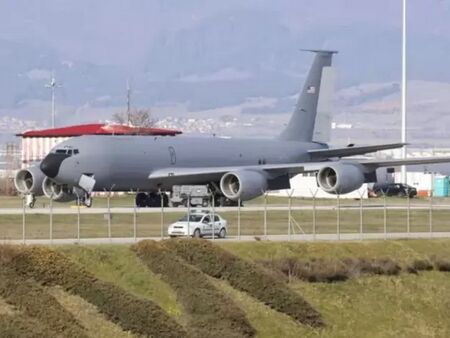 Отново американски военни самолети в София: Два C-130 кацнаха на летище "Васил Левски"