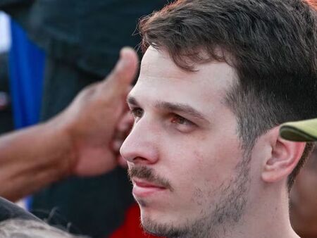 Тръмп затяга примката около Куба: Удари внука на Раул Кастро, банка и ключови компании