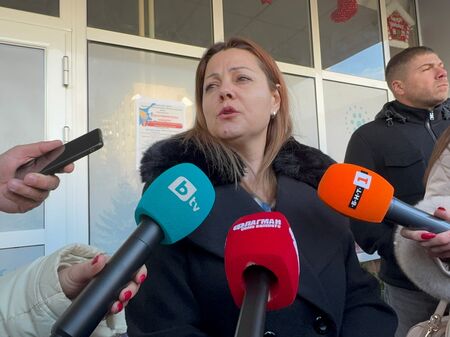 Тихата бомба на август: Районният съд в Бургас се произнесе в полза на бившия директор на Базовото училище Зорница Колева