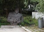 Монументът има дълга история в Бургас. Той се е намирал на входа на днешния ж.к. „Лазур“, който по време на социализма носи името на маршал Толбухин.