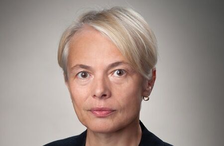 Съпругата на Явор Дачков стана съветник на Илияна Йотова по външна политика