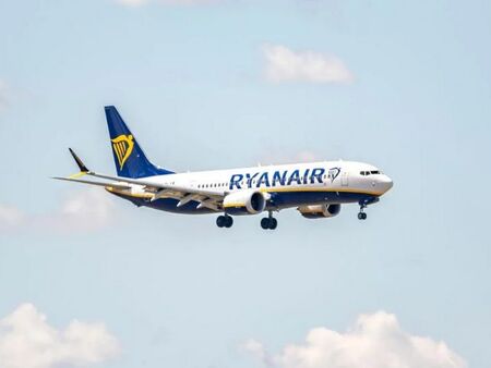 Ryanair реже зимните полети: Ако петролът остане скъп, билетите в Европа скачат