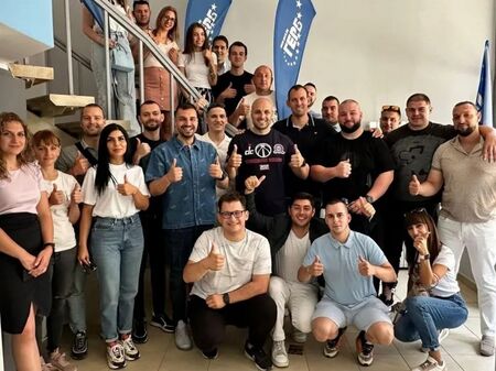 Какво става в ГЕРБ? След знакови фигури, цяла структура напусна партията