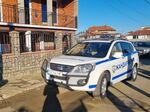 Полицаи нахлуха в дома на осъждан белгиец край Карнобат, откриха 19 топчета канабис