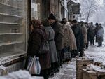 От хиперинфлацията през 1997 г. до еврото през 2026 г. - личен разказ за две студентски есени, цената на живота и сметките, които всяко поколение прави