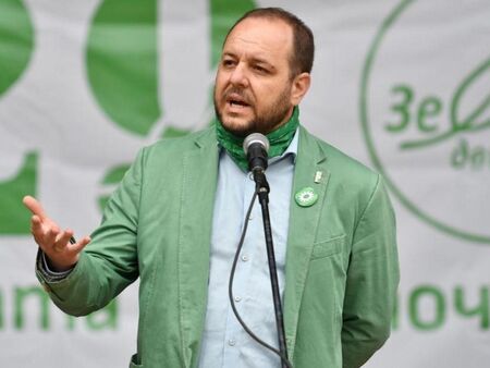 Прокуратурата обвини Борислав Сандов за споразумението с рейнджърите от „Петрохан“