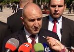 Радев поиска незабавно отзоваване на посланика ни в ОАЕ след разкритията за полетите на Пеевски
