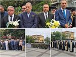 Политици и общественици застанаха рамо до рамо, за да отбележат паметната дата