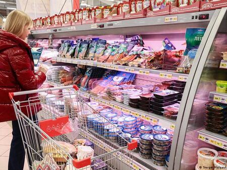 Шок по британските магазини: Седмичният пазар върви към 150 паунда, храните пак тръгват нагоре