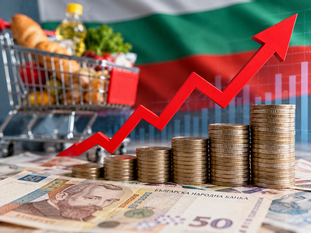 Бързият ръст на заплатите и държавните разходи помпат инфлацията в България