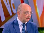 Предлаганият данък върху свръхпечалбите няма нищо общо с ограничаването на инфлацията и е инструмент за пълнене на бюджета, категоричен е Николай Василев