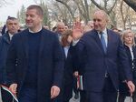 Живко Тодоров е първият кмет-хибрид - хем остана в ГЕРБ, хем получи подкрепата на Прогресивна България